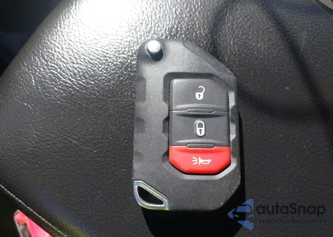 2018 Jeep Wrangler Unlimited Sport S 4X4 z USA, uszkodzony, nr VIN 1C4HJXDN4JW206838